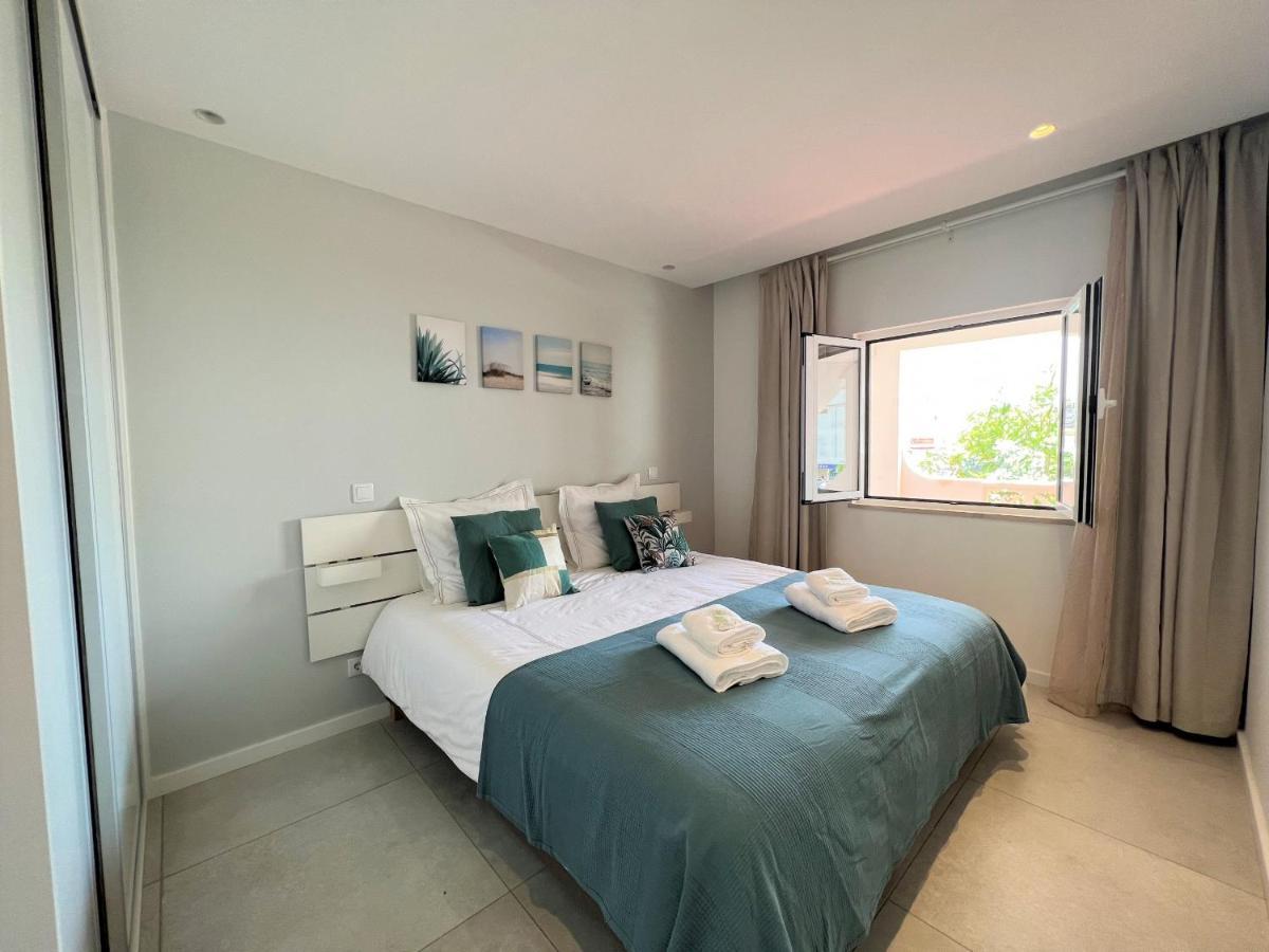 Albufeira Twins 2 With Pool By Homing Apartment ภายนอก รูปภาพ
