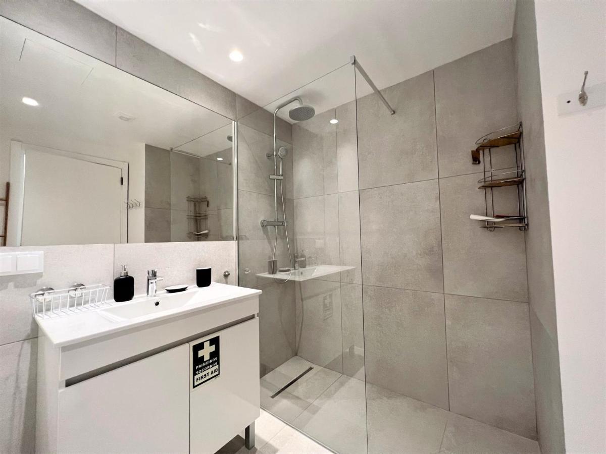 Albufeira Twins 2 With Pool By Homing Apartment ภายนอก รูปภาพ